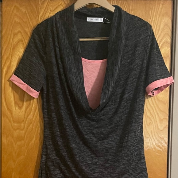 Top that ties - Picture 1 of 3